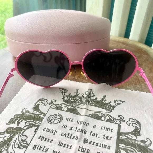 Juicy Couture Hot Pink Lolita Heart Shaped Sunglasses with Case RARE/HTF - Picture 11 of 12